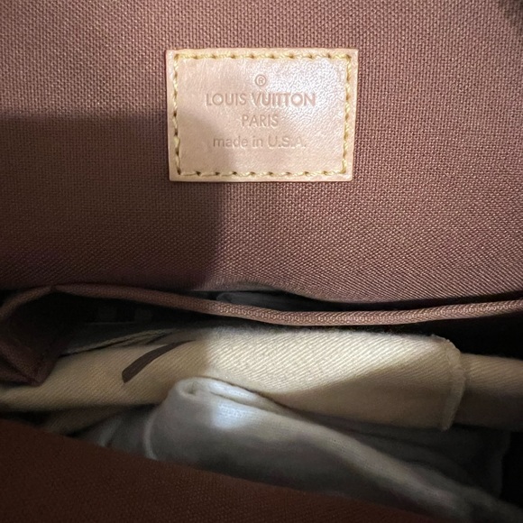Louis Vuitton Handbag - Picture 1 of 2